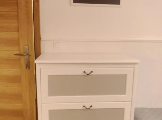 Luksusowy Gaj By Na Dni Homestay *